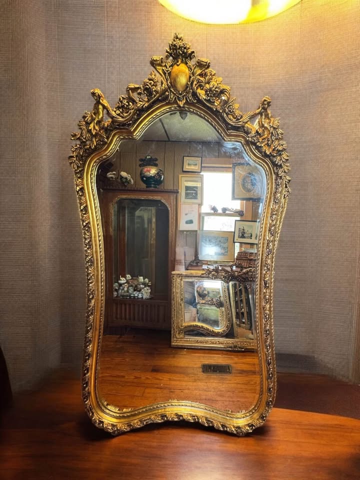 Baroque Gilt Mirror with Cherubs & Crest