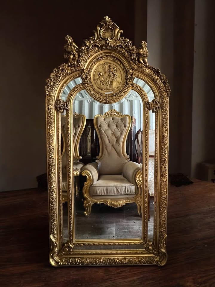 Neoclassical Gilt Trumeau Mirror with Cherubs & Medallion