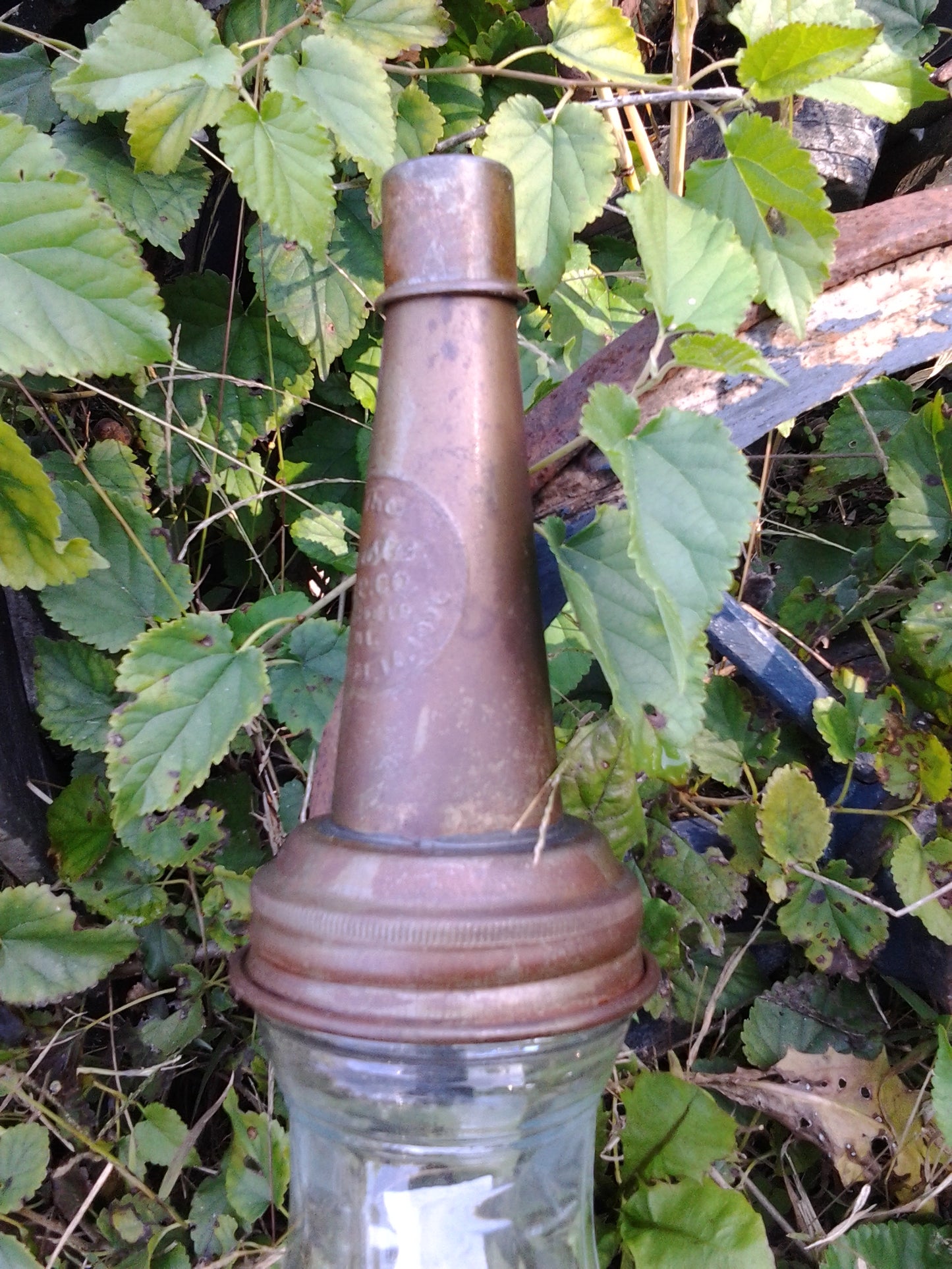 Oil Bottle - Gargoyle Mobile Oil w/ Lid Cap-Jantiques LLC.