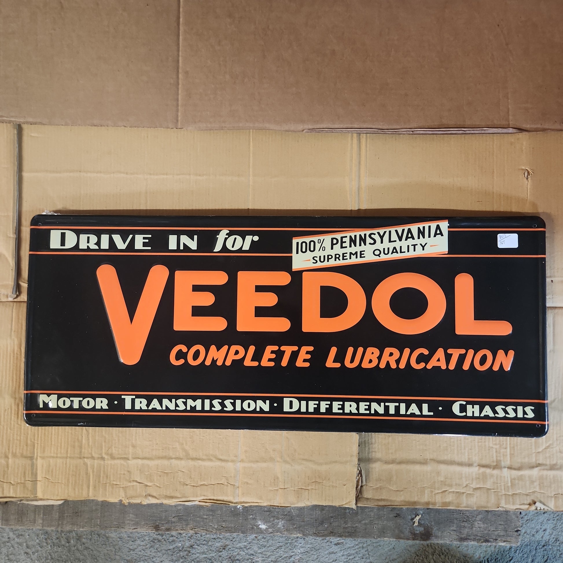 Veedol Lubrication automotive advertising sign-Jantiques LLC.