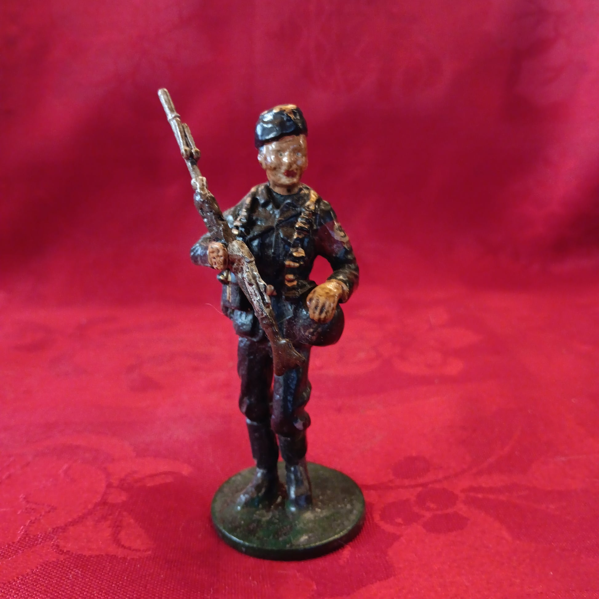 Lead WWII Natzi German Soldier w/ Rifle-Jantiques LLC.