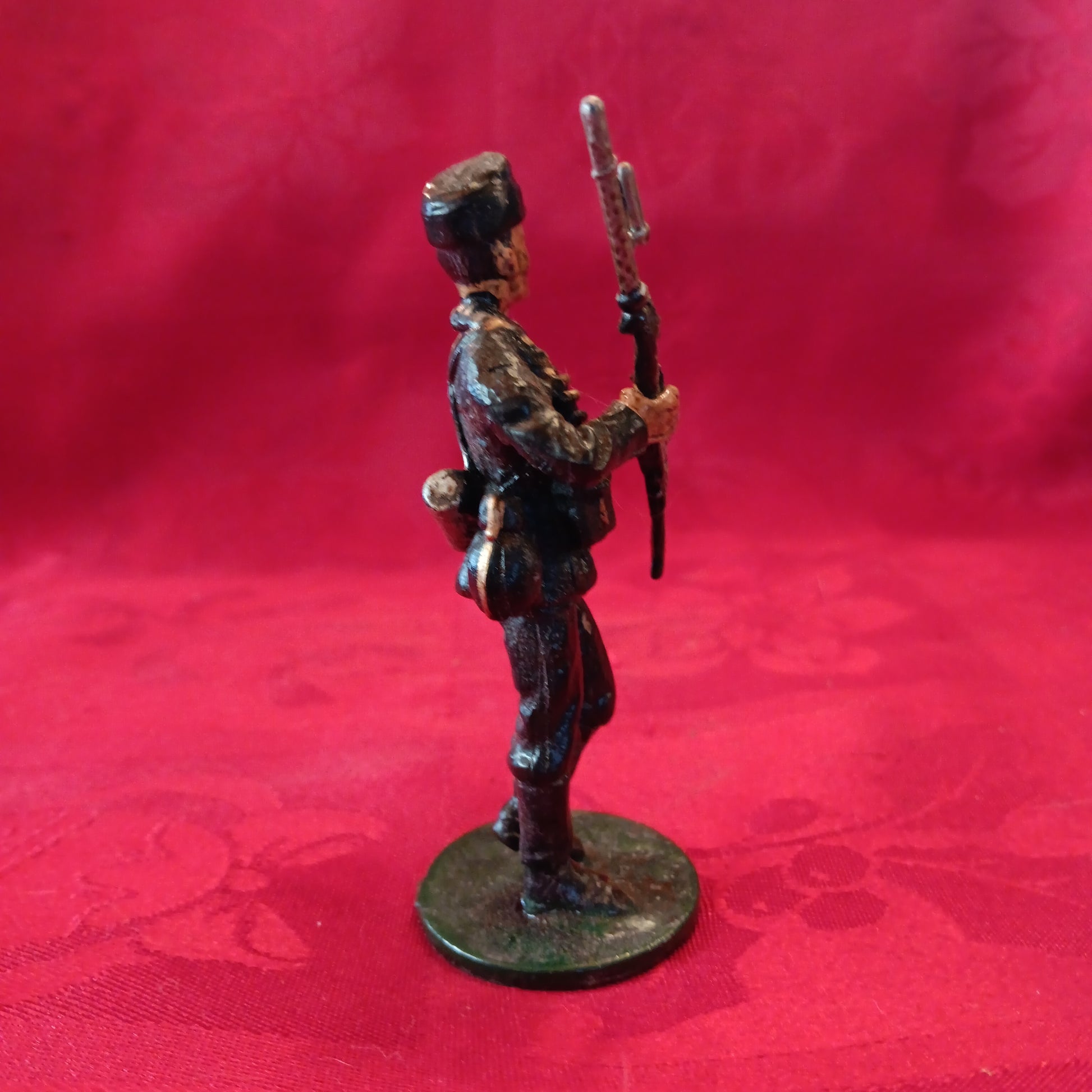 Lead WWII Natzi German Soldier w/ Rifle-Jantiques LLC.