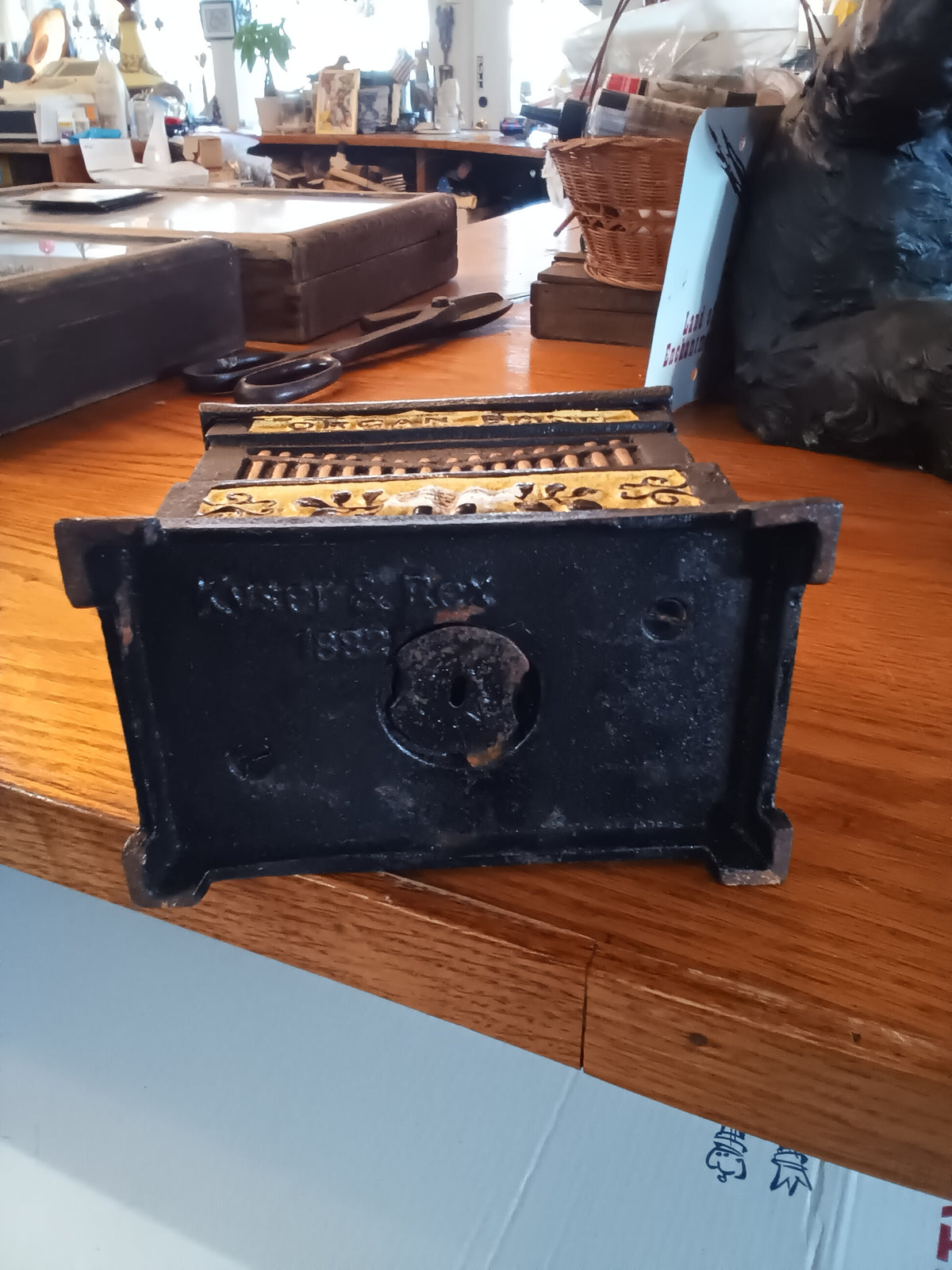 Cast Iron mechanical bank Organ Bank