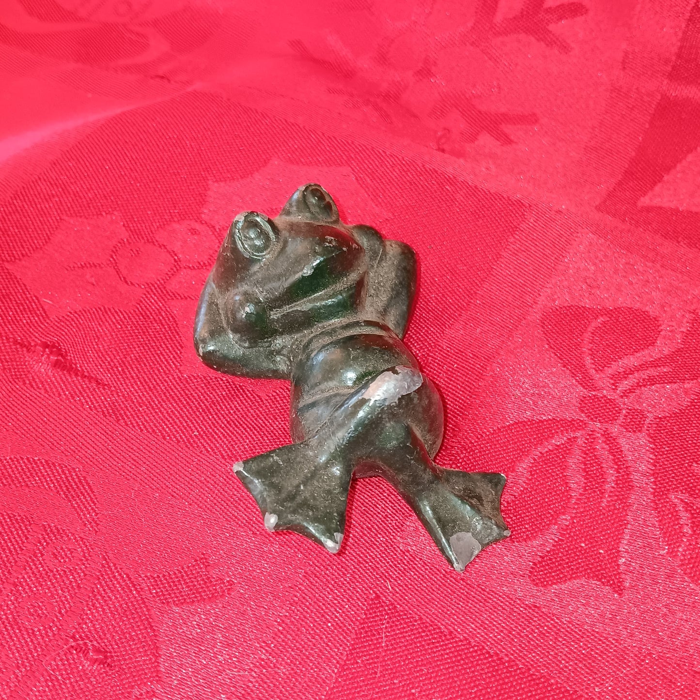 Lead Relaxing Frog-Jantiques LLC.