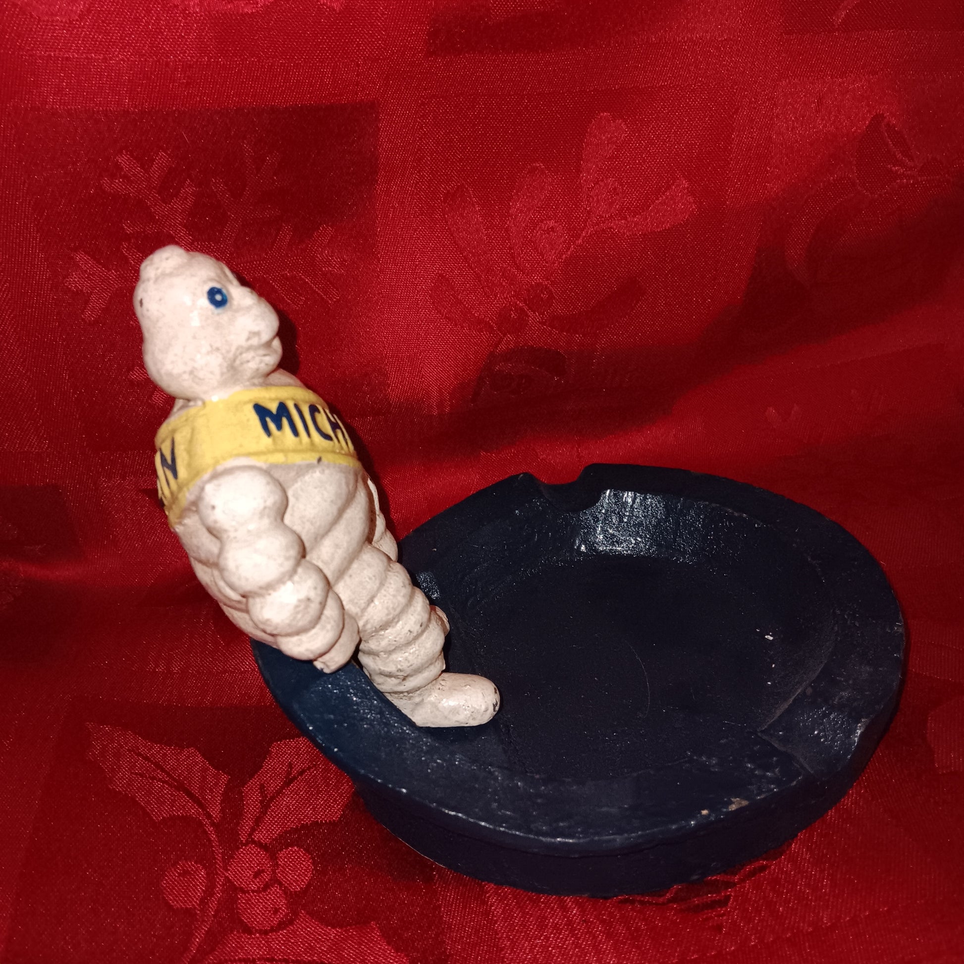 Michelin Ashtray - Cast Iron Ashtray Michelin Man-Jantiques LLC.