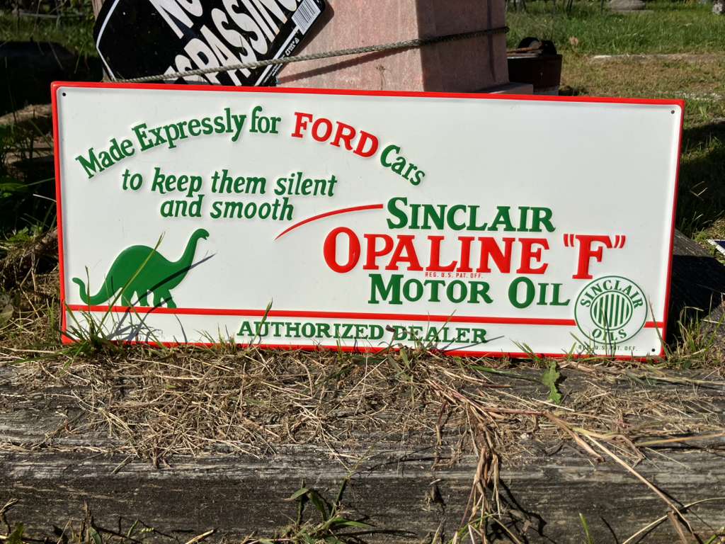 Sinclair Opaline "F" Motor Oil Vintage Metal Sign