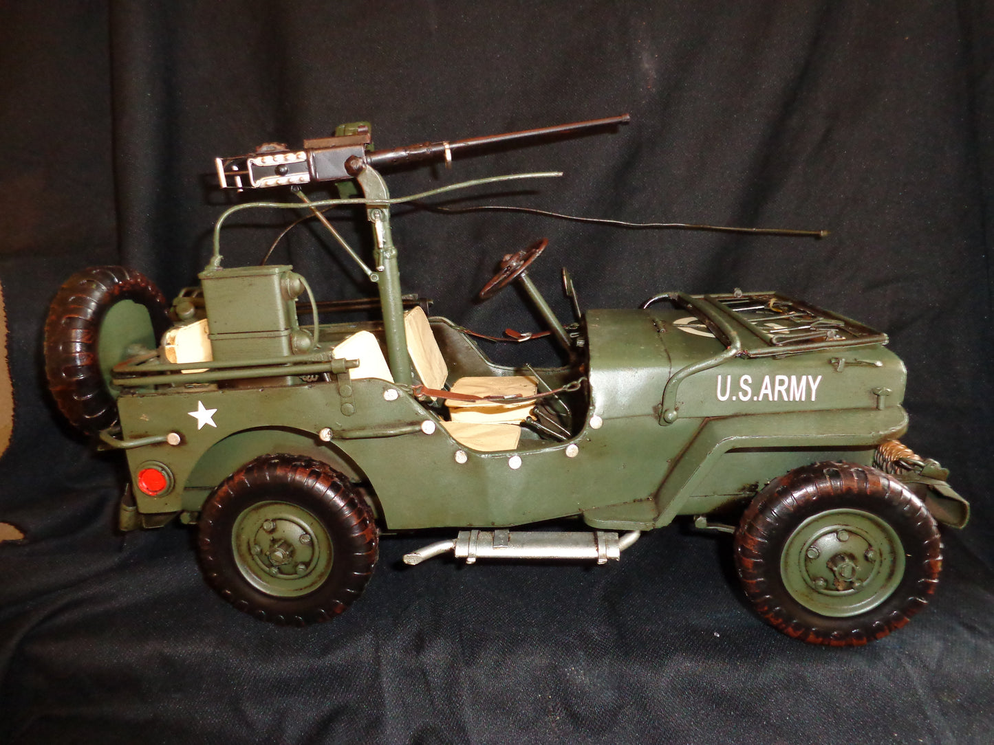 Vintage Toys - Willys 1941 Jeep WWII-Jantiques LLC.