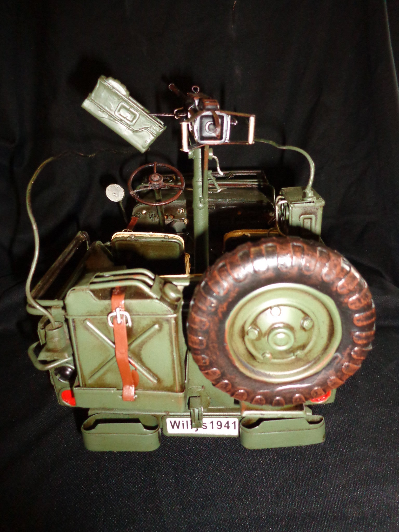 Vintage Toys - Willys 1941 Jeep WWII-Jantiques LLC.