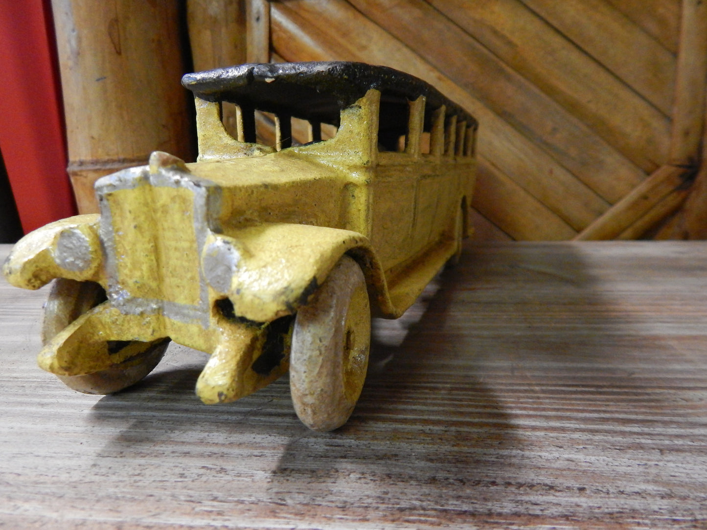 Cast Iron Figurine - Yellow OMNI Bus-Jantiques LLC.