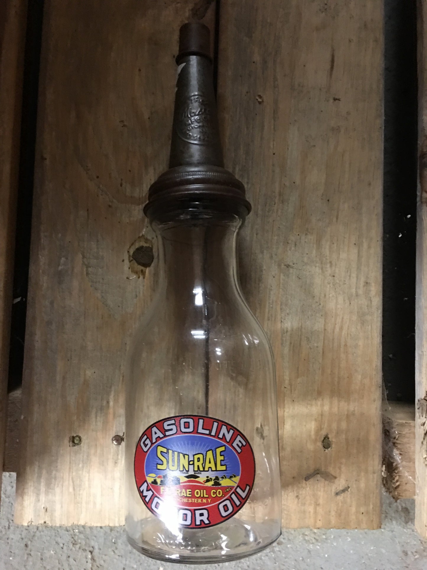 OIL. GLASS BOTTLE - SUN-RAE MOTOR OIL WITH LID CAP-Jantiques LLC.